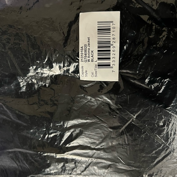 Peak Performance Women’s Anima Insulated Jacket - Picture 2 of 6